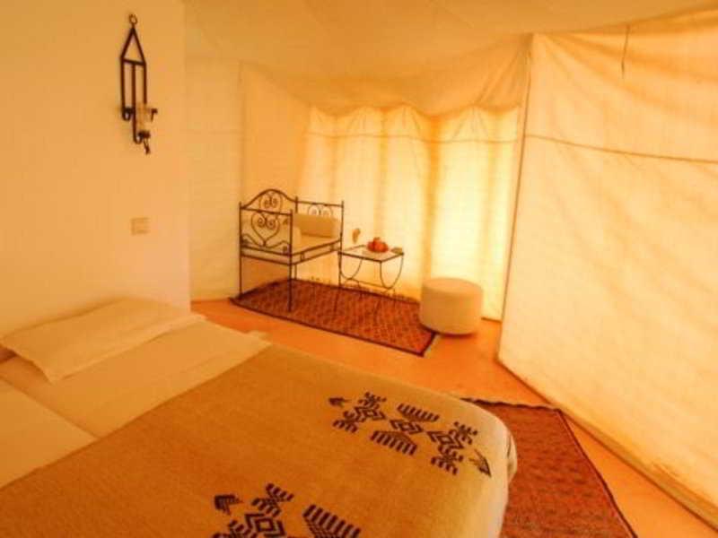 Campement Yadis Ksar Ghilane Habitación foto